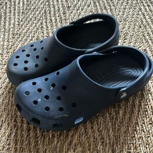 Crocks Classic size women’s 10 men’s 8